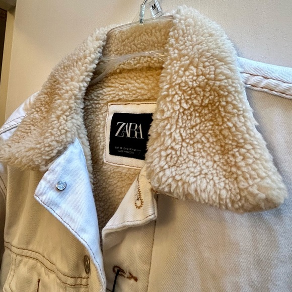 NWT Zara Sherpa White Denim Relaxed Fit Jacket - Picture 5 of 16